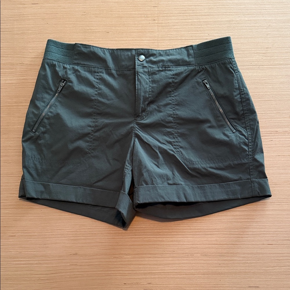 Te Verde Charcoal Cargo Shorts